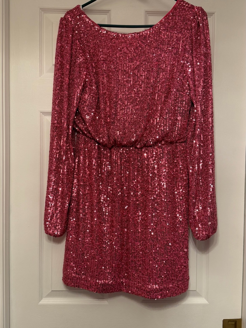 NWT Lilly Pulitzer Jan Skirt Pink Sequin Long-Sleeve Party Romper. Size M
